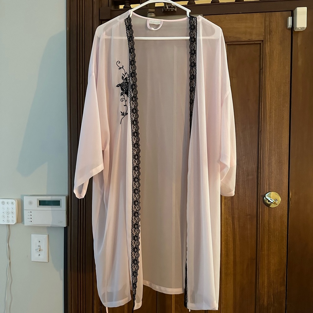 Pink Secret Woman lace robe